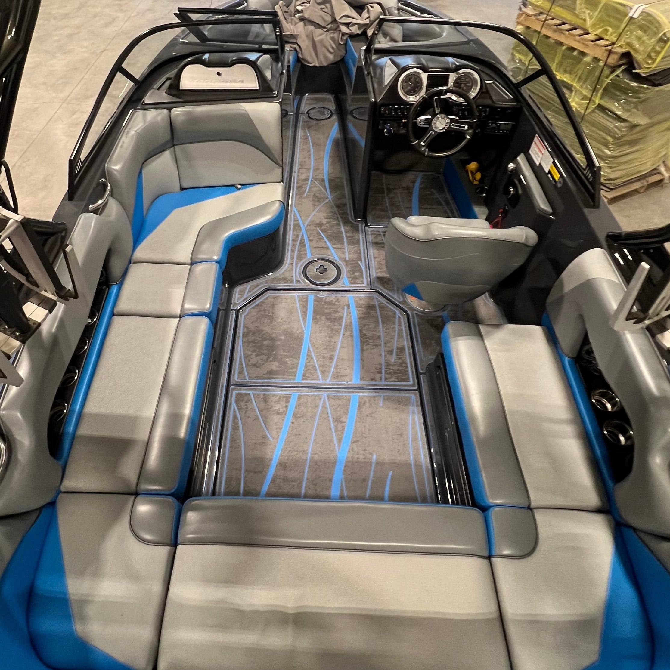 Wakeboats